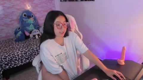 Snapshot of cata_bratz chatting on 09.25.25 Catalina online show from 09.25.25