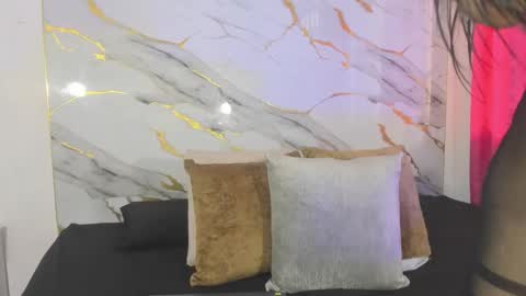 cata_gil1 online show from 11.21.25