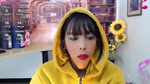 Queen Catalella online show from 10.19.25