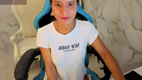 Snapshot of cataleya23_a chatting on 05.19.26 cataleya23_a online show from 05.19.26