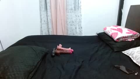 Snapshot of cataleya_ardiente1 chatting on 12.14.24 isabel online show from 12.14.24