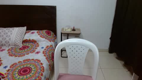 Snapshot of cataleya_ardiente1 chatting on 12.18.24 isabel online show from 12.18.24