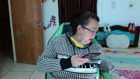 Snapshot of cataleya_ardiente1 chatting on 01.31.25 isabel online show from 01.31.25