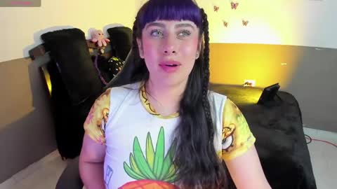 Snapshot of cataleya_blare chatting on 05.28.26 LUU online show from 05.28.26