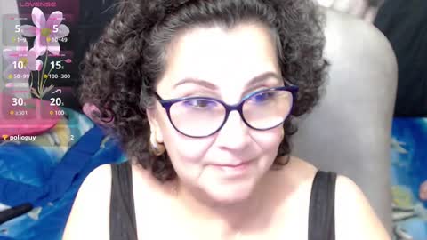 Snapshot of cataleya_mom_ chatting on 02.18.25 cataleya  online show from 02.18.25
