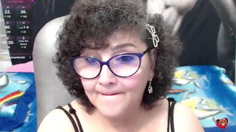 Snapshot of cataleya_mom_ chatting on 02.19.25 cataleya  online show from 02.19.25
