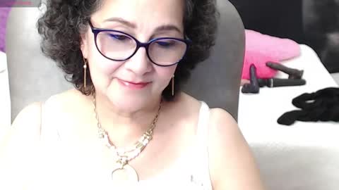 Snapshot of cataleya_mom_ chatting on 03.02.25 cataleya  online show from 03.02.25