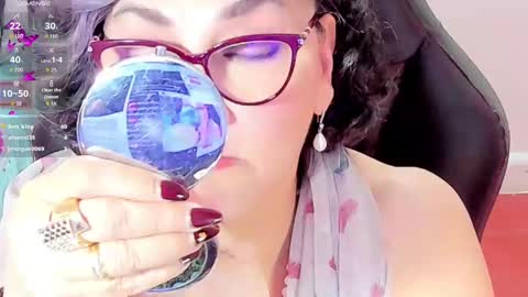 Snapshot of cataleya_mom_ chatting on 09.20.25 cataleya  online show from 09.20.25