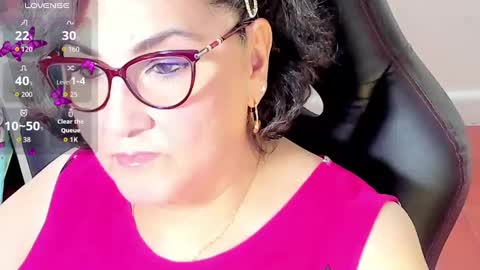 Snapshot of cataleya_mom_ chatting on 10.10.25 cataleya  online show from 10.10.25