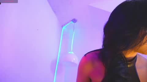 Catalina lovers online show from 04.17.26