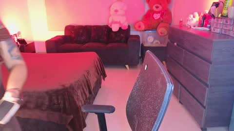 Catalina online show from 04.20.26