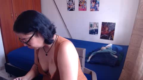 Snapshot of catalinaa_lovee chatting on 09.08.25 catalinaa_lovee online show from 09.08.25
