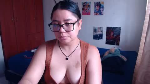 Snapshot of catalinaa_lovee chatting on 09.09.25 catalinaa_lovee online show from 09.09.25