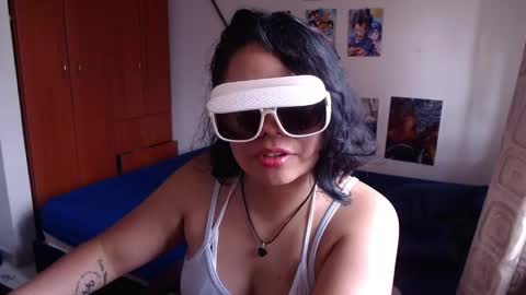 Snapshot of catalinaa_lovee chatting on 09.18.25 catalinaa_lovee online show from 09.18.25