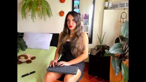 Snapshot of catalinalince chatting on 02.09.25 Cataina Lince online show from 02.09.25