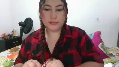 Snapshot of catalinamarpi45 chatting on 02.16.26 cataleya online show from 02.16.26