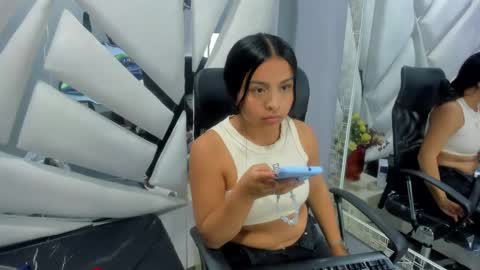 Snapshot of catalinanaugthy chatting on 12.18.24 CATA. online show from 12.18.24