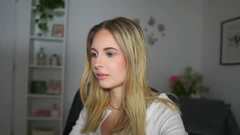 catecrago  online show from 02.28.25