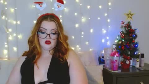 Snapshot of cateycakes chatting on 12.25.24 Cate online show from 12.25.24