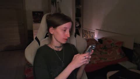 Snapshot of cath_dysphoria_ chatting on 06.03.26 CATH online show from 06.03.26