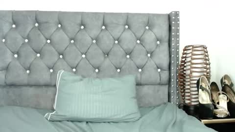 cathalina online show from 12.21.25