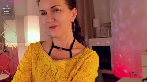 Snapshot of catherine_wisp chatting on 02.06.26 Catherine online show from 02.06.26