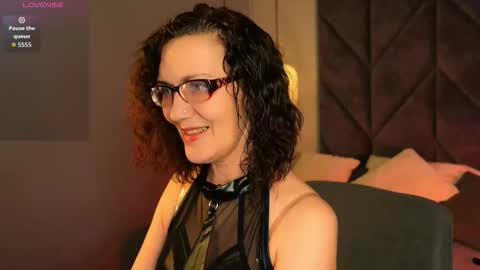 Snapshot of catherine_wisp chatting on 02.17.26 Catherine online show from 02.17.26