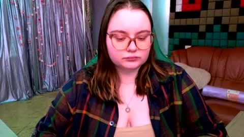 Snapshot of catherineclaire chatting on 05.08.26 catherineclaire online show from 05.08.26