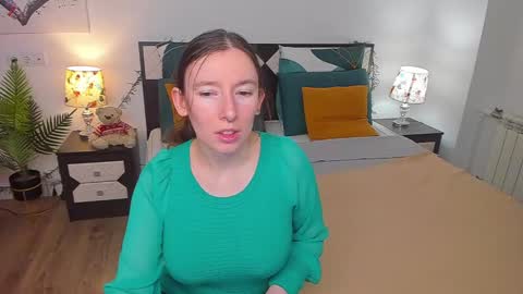 Catrin online show from 03.08.25