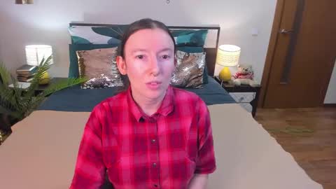 Catrin online show from 02.20.26