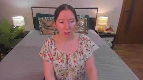 Snapshot of catherinewalls chatting on 04.23.26 Catrin online show from 04.23.26
