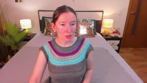 Snapshot of catherinewalls chatting on 05.04.26 Catrin online show from 05.04.26