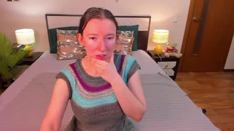 Snapshot of catherinewalls chatting on 05.22.26 Catrin online show from 05.22.26