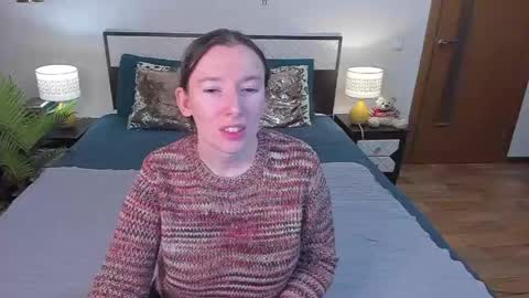 Snapshot of catherinewalls chatting on 05.28.26 Catrin online show from 05.28.26