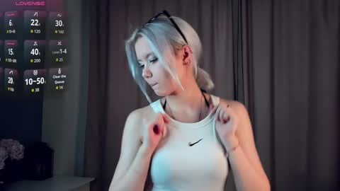 Mia online show from 03.06.26