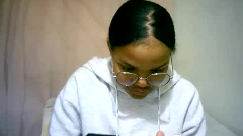 Snapshot of cathyxlisa chatting on 06.11.26 CathyXLisa online show from 06.11.26