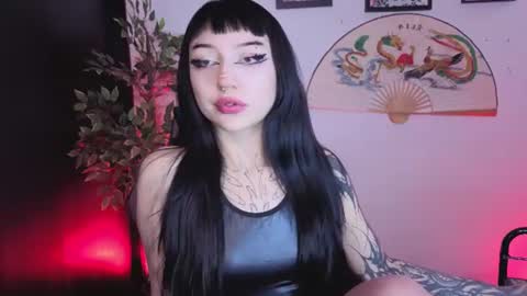 Snapshot of cati_petite chatting on 06.27.26 Cati help me reach my goal of 100 thumbs up again 3 online show from 06.27.26
