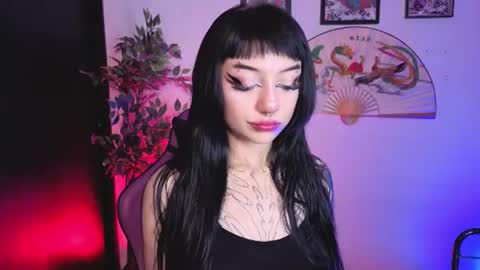 Snapshot of cati_petite chatting on 07.09.26 Cati help me reach my goal of 100 thumbs up again 3 online show from 07.09.26