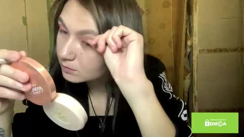 Lola online show from 11.11.25