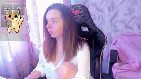 Snapshot of catisyfury chatting on 10.18.25 .  .  online show from 10.18.25