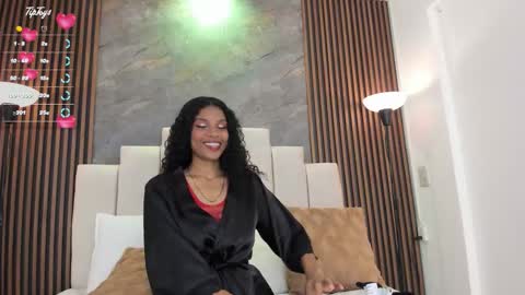 catiusca_reyes_03 online show from 01.17.26