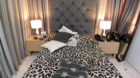 Snapshot of catnissdesire69 chatting on 12.24.24 Kath online show from 12.24.24