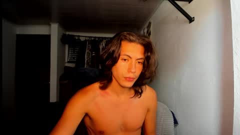 catnuaa online show from 04.24.26