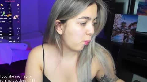 Catrina or just Cat online show from 01.19.25