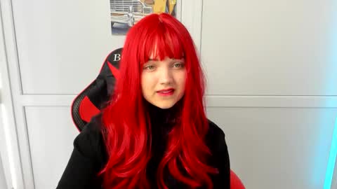 Snapshot of catrine_cute chatting on 04.11.26 Catrine online show from 04.11.26