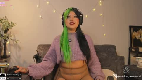 Cattaleya Ravenwood online show from 03.06.26