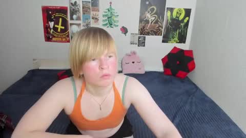 cattie_w_ online show from 03.11.26