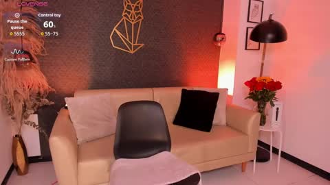 catvalentinee_ online show from 10.15.25