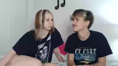 Snapshot of catxbran chatting on 01.06.25 cat brandon online show from 01.06.25