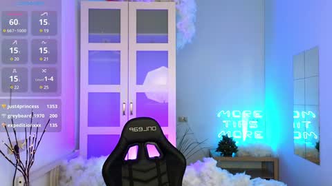 caty_cuddly online show from 12.21.24